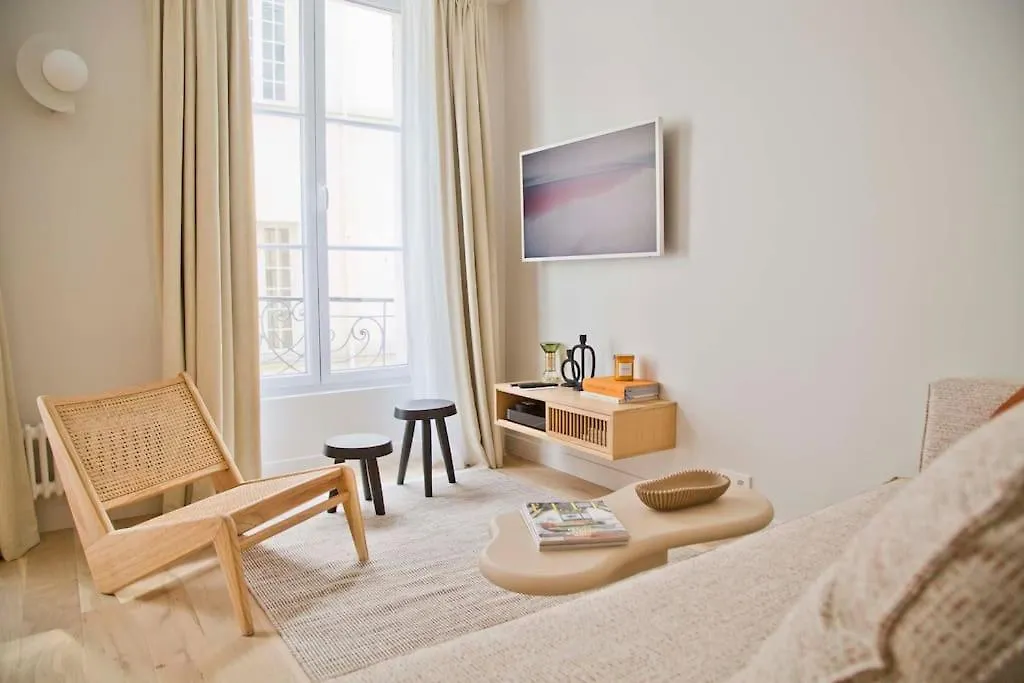 Wonderful Luxury And Design Apt In Mouffetard Paris